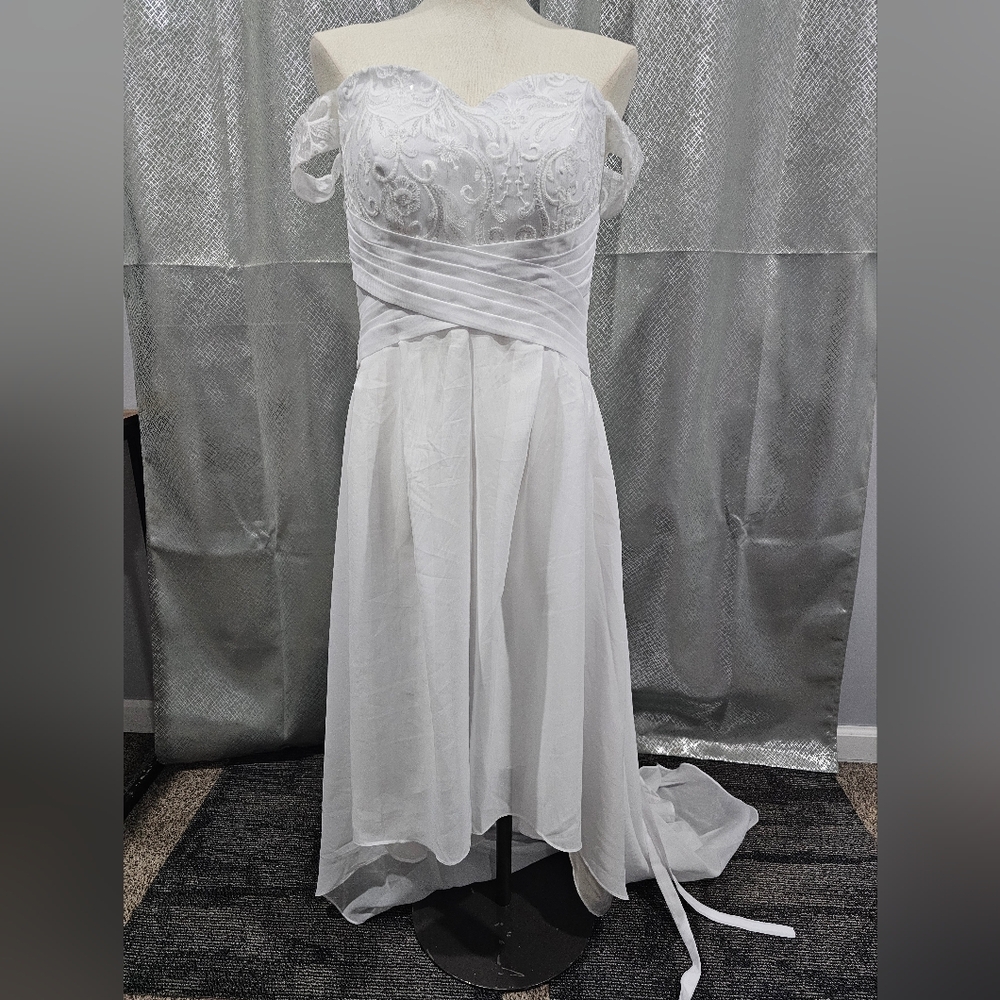 White High-low Style Formal Dress